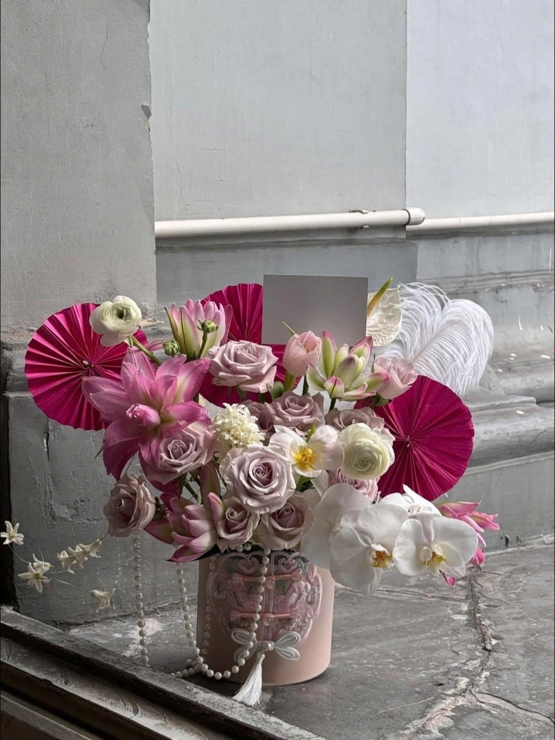 Mademoiselle Elégante - Quý Phái Tiểu Thư